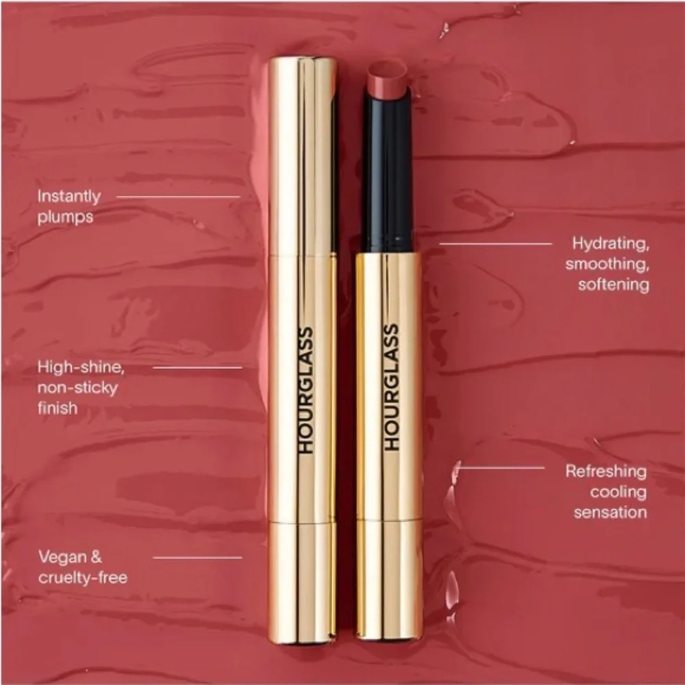HOURGLASS ‘CRAVE’ Phantom Volumizing Glossy Balm